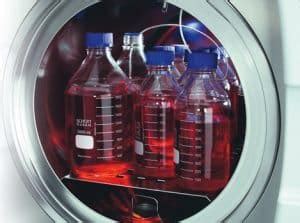 can you sterilize liquids in autoclave